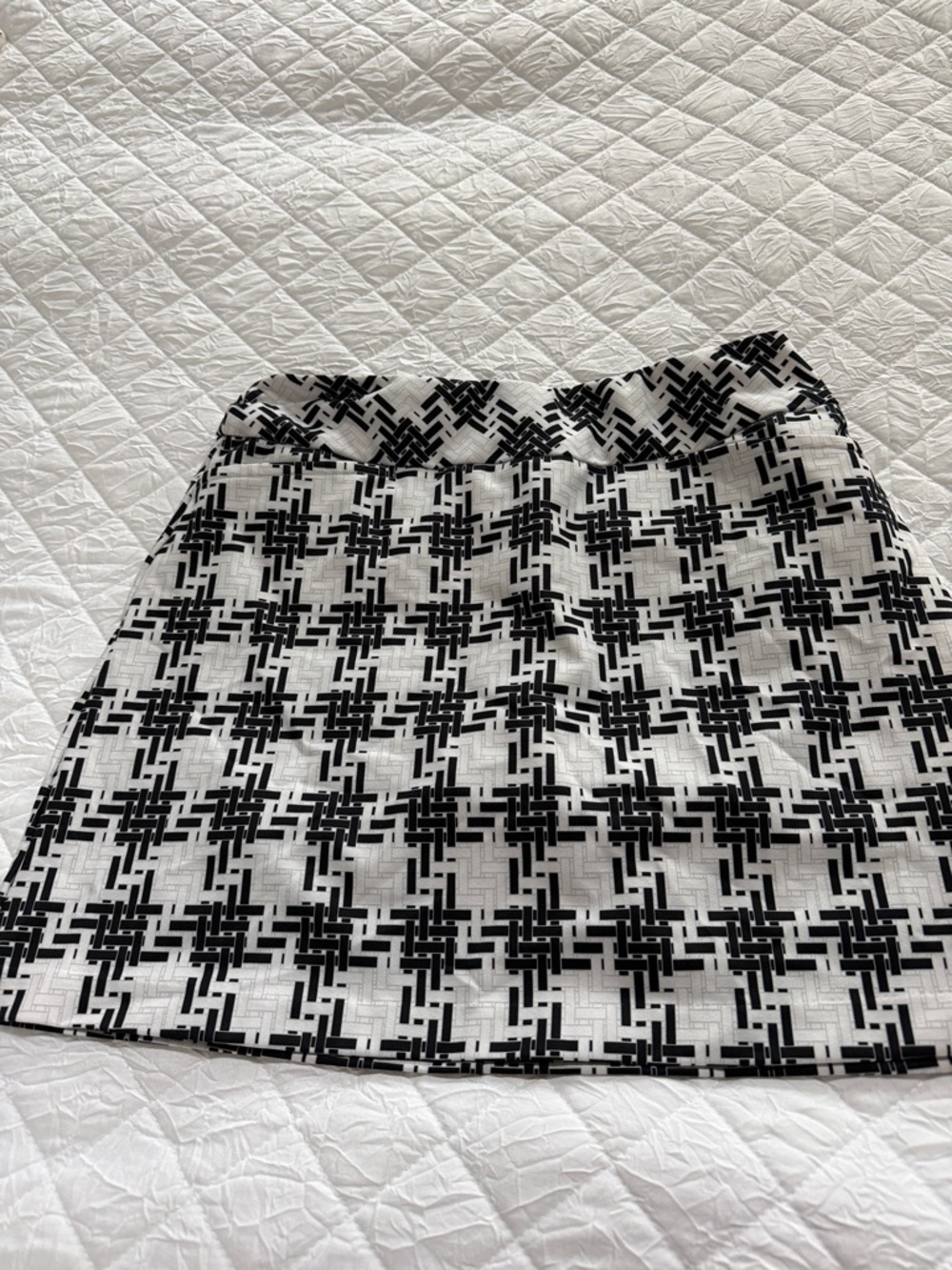 Tail Black and White Golf Skirt with Houndstooth Check